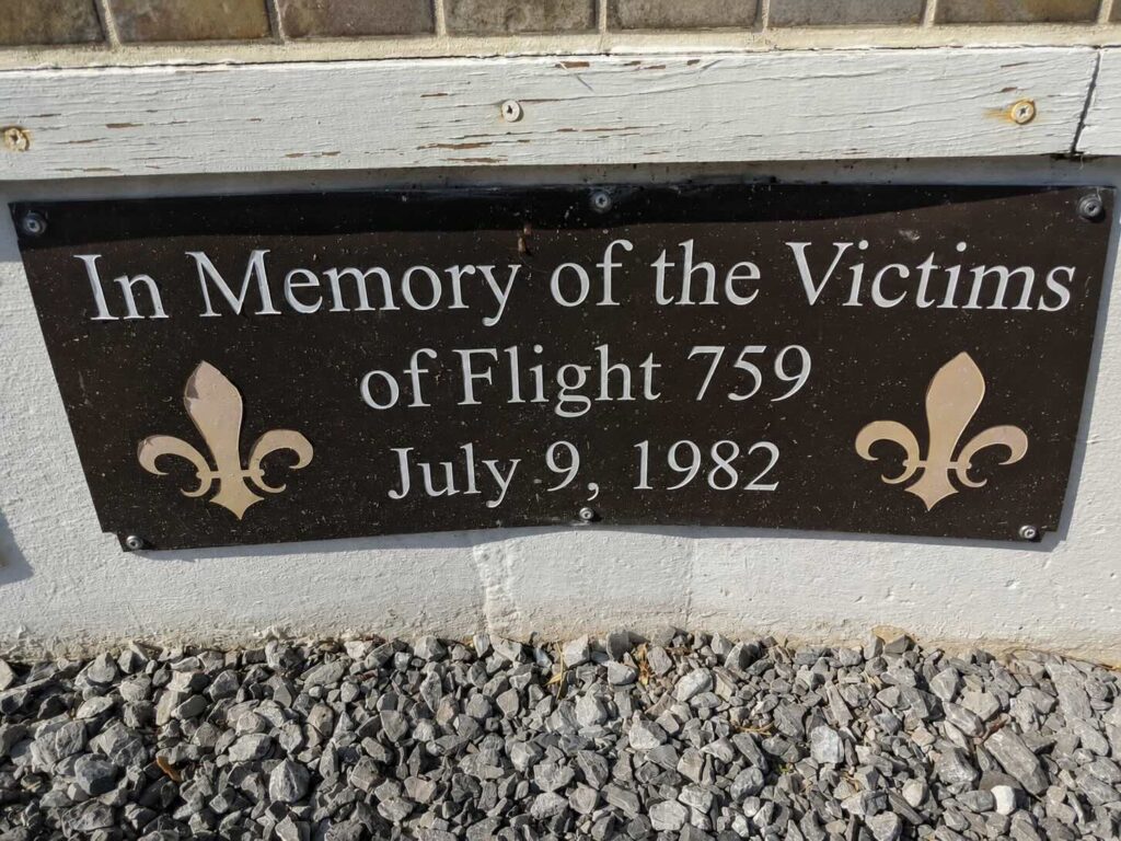 Memorial sign at the Pan Am Flight 759 memorial in Kenner, Louisiana, commemorating the victims of the July 9, 1982 crash.